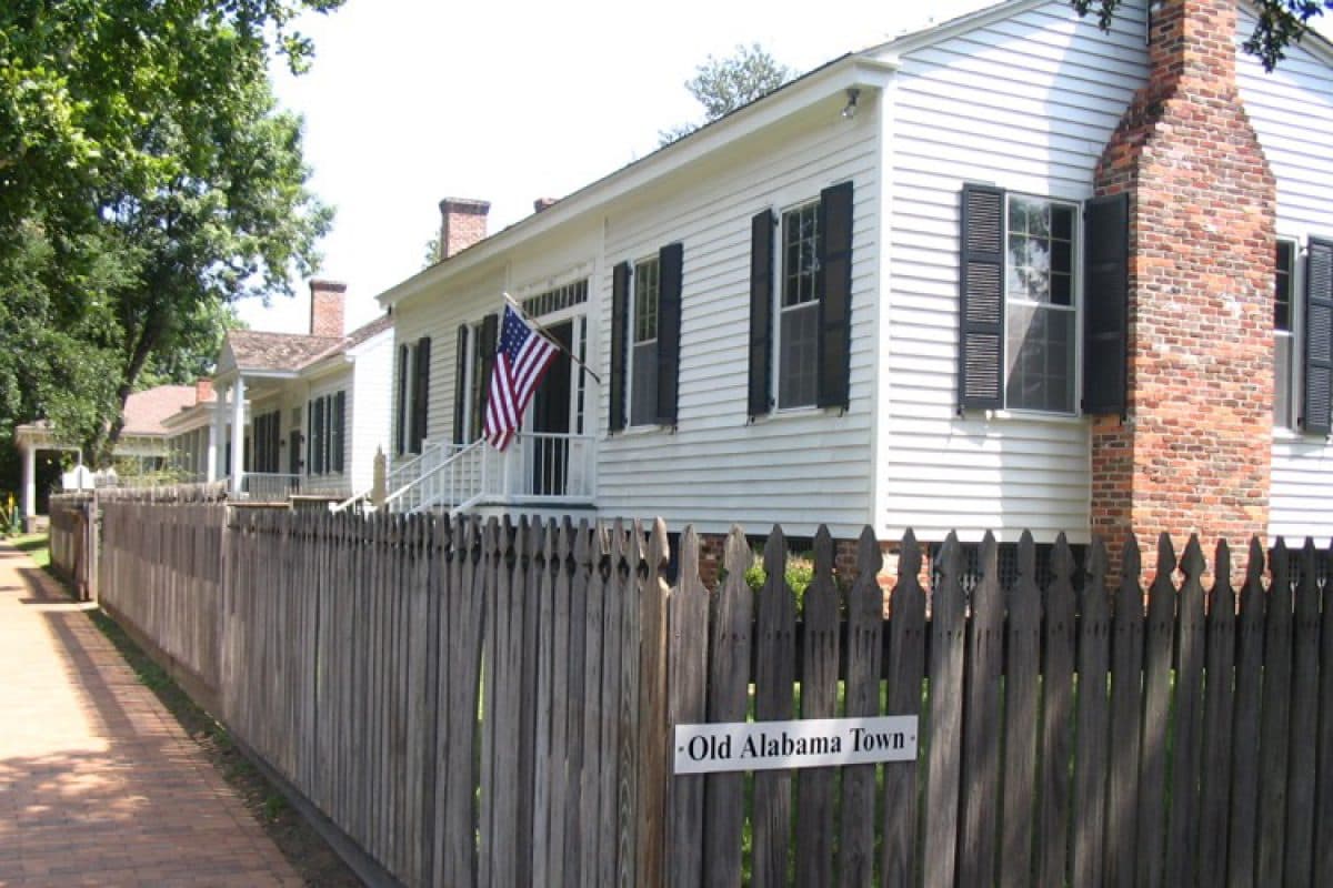 Building a Beacon Tour for a Historic District (Without Drilling a Single Hole)